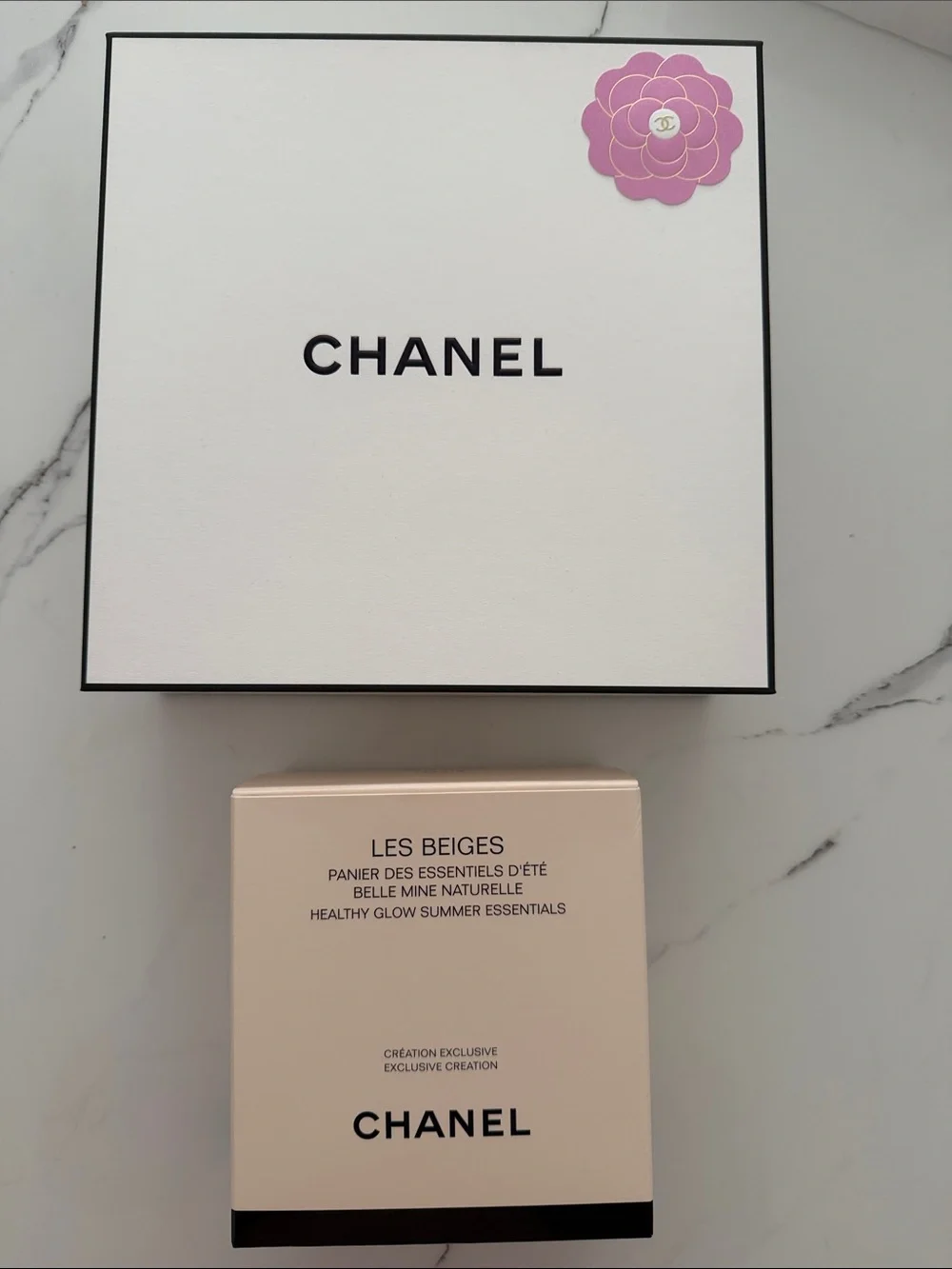 CHANEL Les Beiges Set in Beige and Black